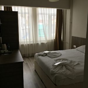 Deda Thermal Hotel